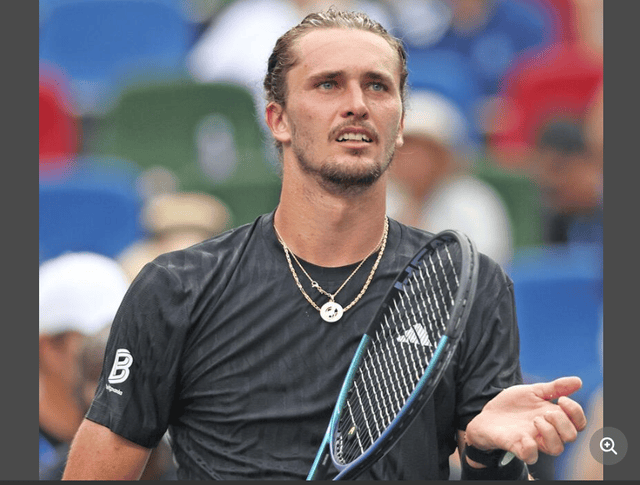 包含日本网球队完胜意大利网球队，兹维列夫惊艳世界的词条