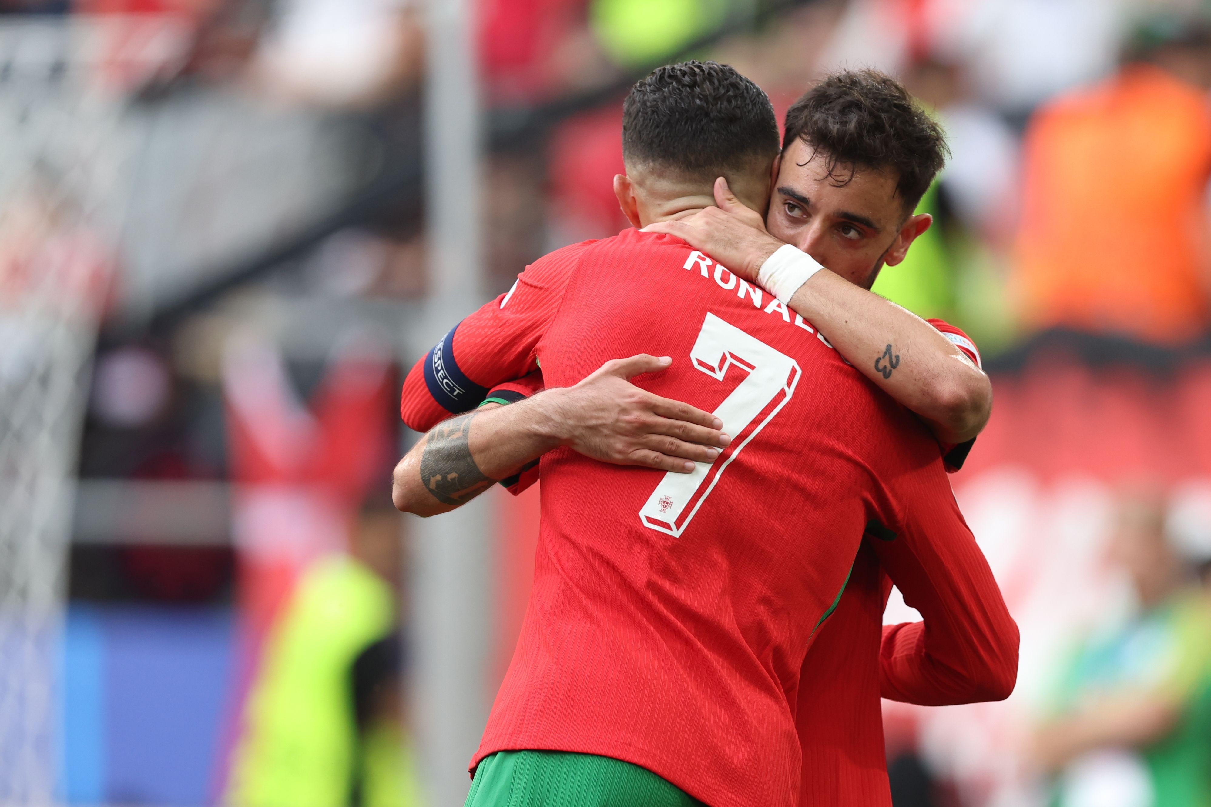 法国绝杀葡萄牙,C罗惊艳世界的简单介绍 法国绝杀葡萄牙,C罗惊艳世界的简单介绍