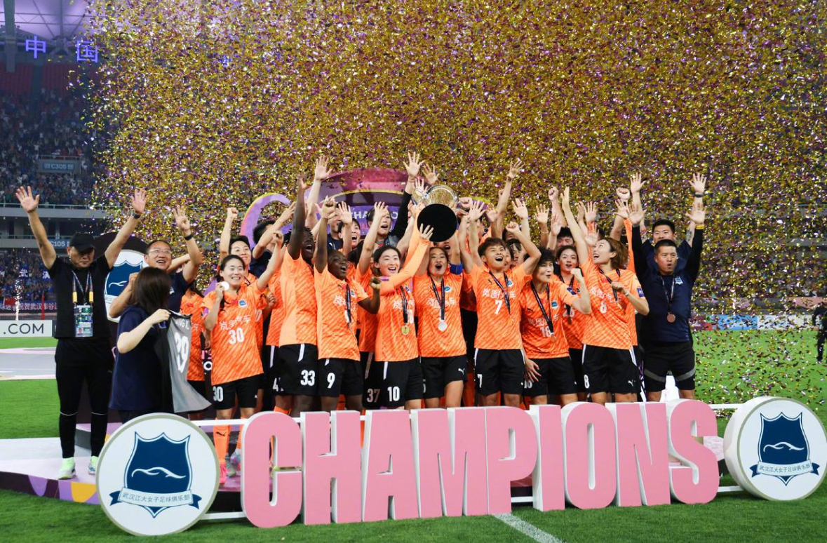 顶级对决，足球赛事将掀起一场狂潮的简单介绍