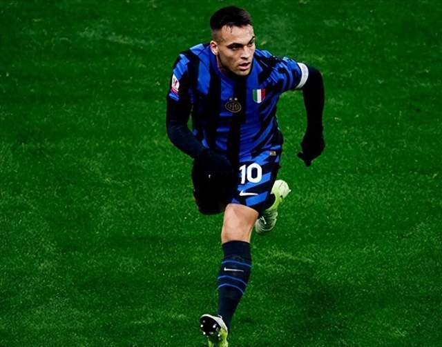 维罗纳客场击败克罗托内，继续保持意甲前六位置的简单介绍