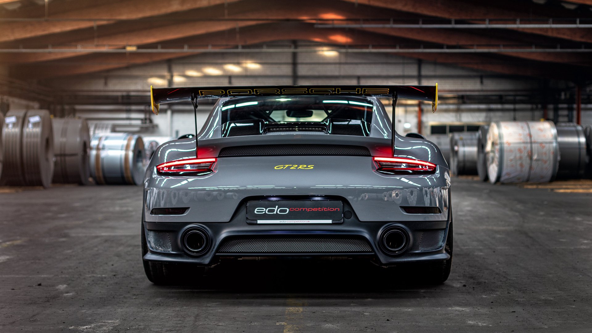 ac米兰下载-卢卡库硬仗之王显锋芒，荷兰军团稳如泰山轻取伊拉克